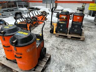 Industrial vacuum cleaners + wheelbarrows industridammsugare