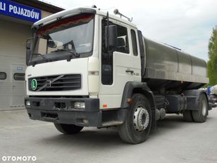 Volvo FL220 mjölktransport