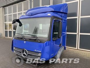 Mercedes-Benz Antos S-cab hytt till Mercedes-Benz Antos  dragbil