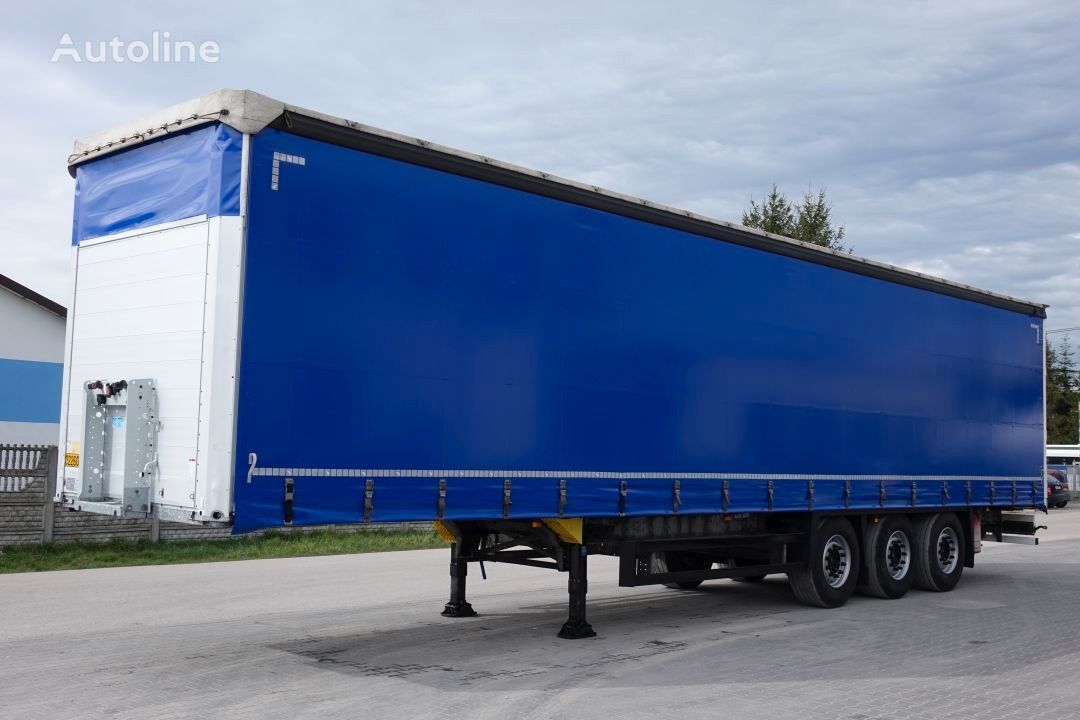 Schmitz Cargobull semi-trailer med gardinkapell