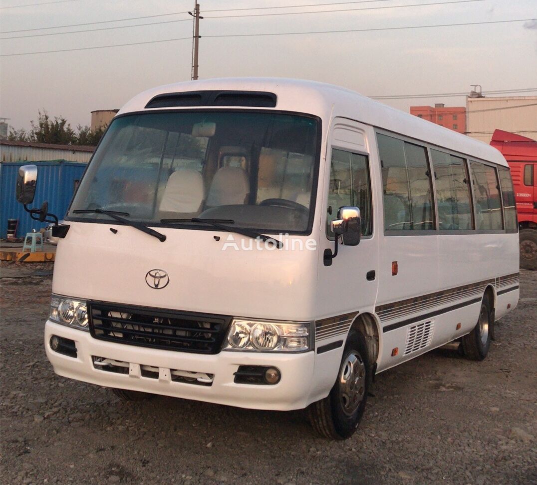 Toyota Coaster  skolbuss